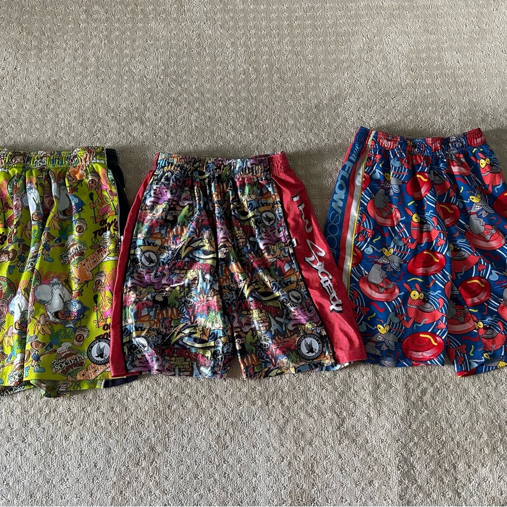 Flow Society Youth boys large Print Shorts - Red, Blue, Yellow